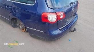 Volkswagen Passat Passat Variant (3C5), Combi, 2005 / 2010 2.0 FSI 16V picture 14