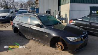 Salvage car BMW 3-serie 3 serie Touring (E91), Combi, 2004 / 2012 318i 16V 2008/1