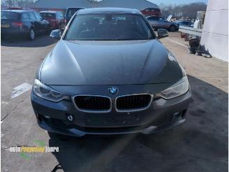 BMW 3-serie Touring (F31) onderdelen (kleur: B39 / MINERALGRAU METALLIC) donorauto picture 8