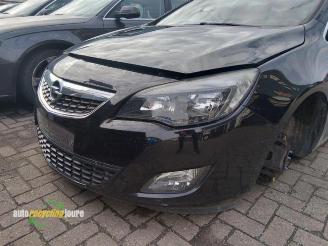 Opel Astra Astra J Sports Tourer (PD8/PE8/PF8), Combi, 2010 / 2015 1.4 Turbo 16V picture 9