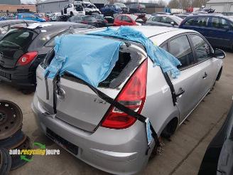 Hyundai I-30 i30 (FD), Hatchback, 2007 / 2011 1.4 CVVT 16V picture 11