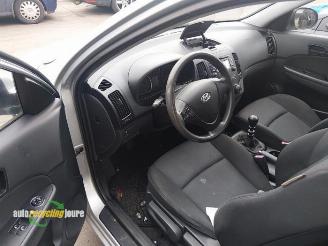 Hyundai I-30 i30 (FD), Hatchback, 2007 / 2011 1.4 CVVT 16V picture 26