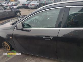 Opel Insignia onderdelen (kleur: GAR/Z22C) donorauto picture 2