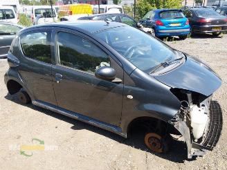 Toyota Aygo Aygo (B10), Hatchback, 2005 / 2014 1.0 12V VVT-i picture 9
