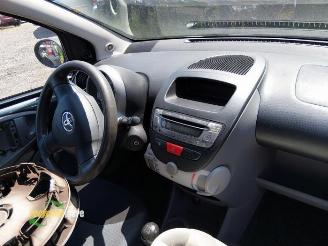 Toyota Aygo Aygo (B10), Hatchback, 2005 / 2014 1.0 12V VVT-i picture 24