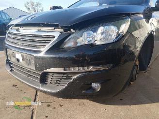 Peugeot 308 308 SW (L4/L9/LC/LJ/LR), Combi 5-drs, 2014 / 2021 1.2 12V e-THP PureTech 110 picture 10