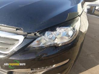 Peugeot 308 308 SW (L4/L9/LC/LJ/LR), Combi 5-drs, 2014 / 2021 1.2 12V e-THP PureTech 110 picture 14
