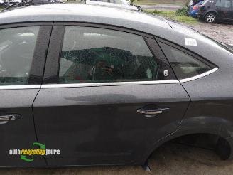 Ford Mondeo Mondeo IV, Hatchback, 2007 / 2015 2.3 16V picture 26
