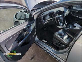 Volvo V-60 V60 I (FW/GW), Combi, 2010 / 2018 2.4 D6 20V Plug-in Hybrid AWD picture 11