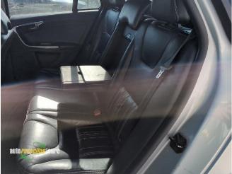 Volvo V-60 I Plug-in Hybrid AWD onderdelen (kleur: 477-00) donorauto picture 23