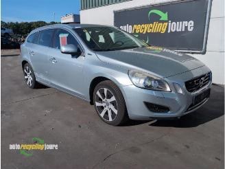 Volvo V-60 V60 I (FW/GW), Combi, 2010 / 2018 2.4 D6 20V Plug-in Hybrid AWD picture 2