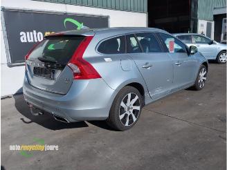 Volvo V-60 V60 I (FW/GW), Combi, 2010 / 2018 2.4 D6 20V Plug-in Hybrid AWD picture 3