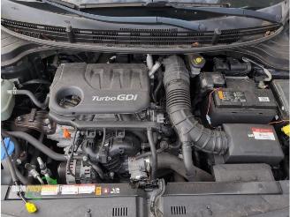 Kia Rio IV (YB) onderdelen (donorauto) kleur: ABT PLATINUM GRAPHITE picture 9