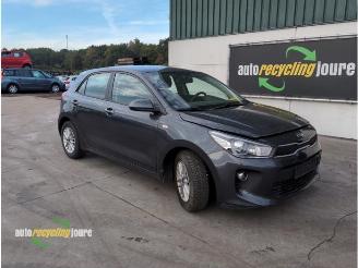 Kia Rio IV (YB) onderdelen (donorauto) kleur: ABT PLATINUM GRAPHITE picture 2