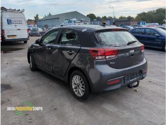 Kia Rio IV (YB) onderdelen (donorauto) kleur: ABT PLATINUM GRAPHITE picture 5