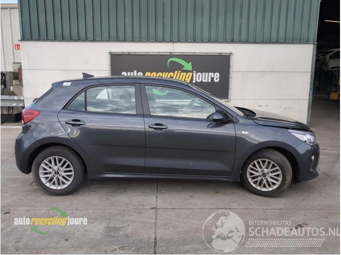 Kia Rio IV (YB) onderdelen (donorauto) kleur: ABT PLATINUM GRAPHITE