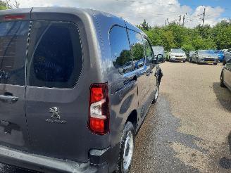 Peugeot Partner 1.2 110Pk Partner Premium 2x schuifdeuren & Achter deuren PDC Voor & Achter picture 9