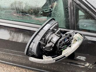 Volkswagen Golf Golf 8.5 Variant 1.5 eTSI 110 kW R-Line NEDERLANDSE KENTEKEN picture 12