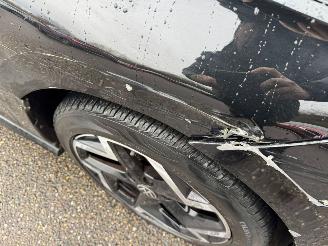 Volkswagen Golf 8.5 Variant 1.5 eTSI 110 kW R-Line NEDERLANDSE KENTEKEN picture 9