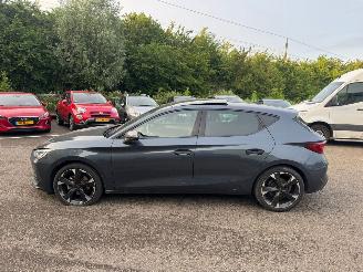 Cupra Leon Leon 150pk Pano Kuipstoelen sfeer verlichting picture 6