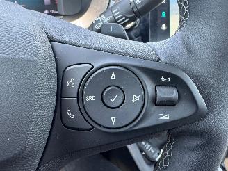 Opel Corsa GS LINE 130PK PANO AUTOMAAT Rijbare schade picture 22