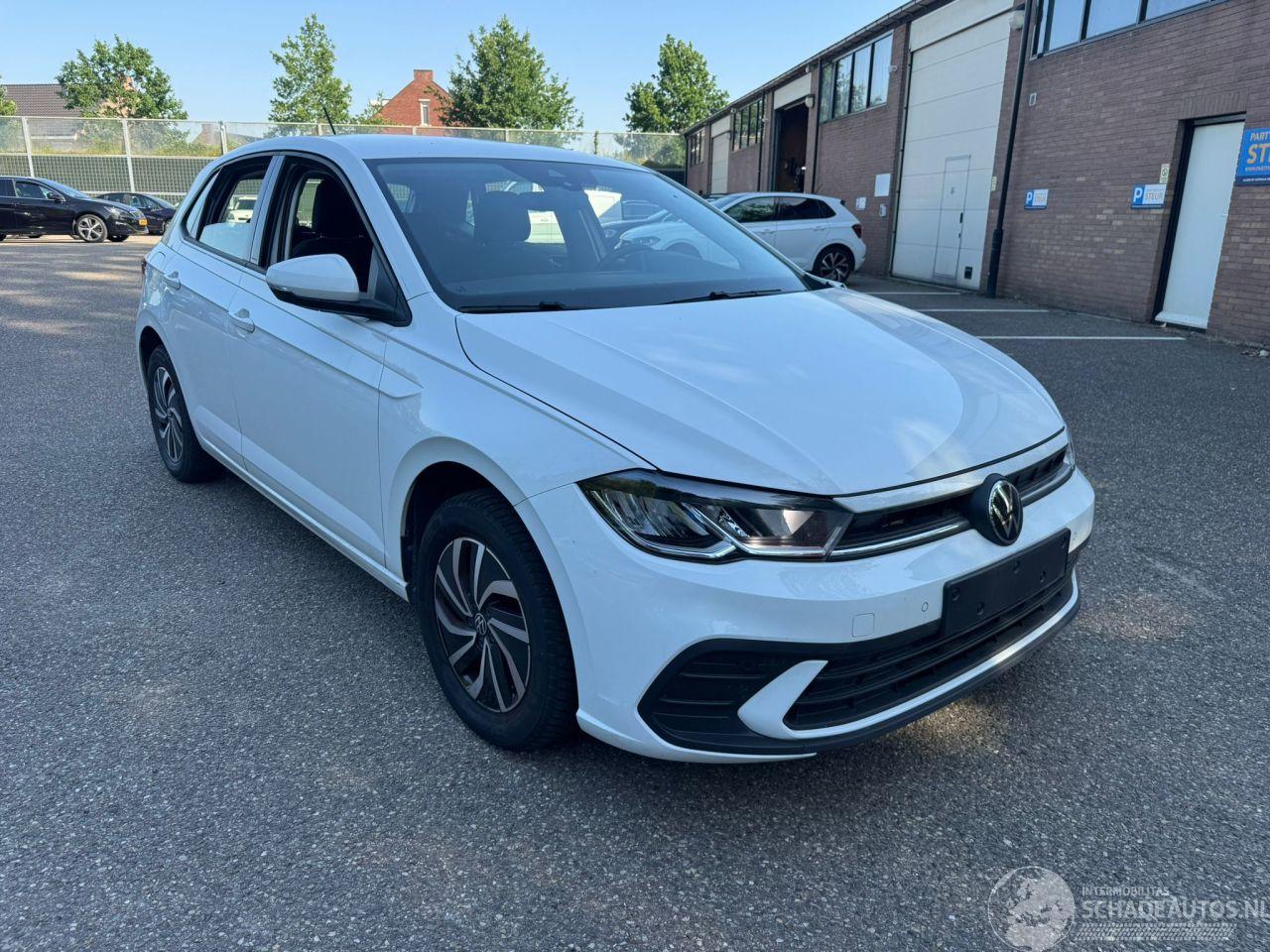 Volkswagen Polo Life 95PK Achteruitrijcamera PDC