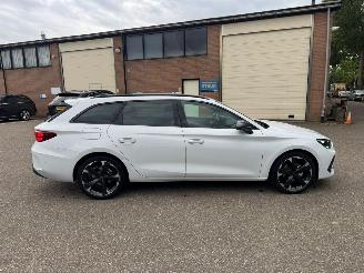 Cupra Leon Nederlandse Kenteken 150pk Led Leder Nieuwe Type Nederlandse Kenteken picture 10
