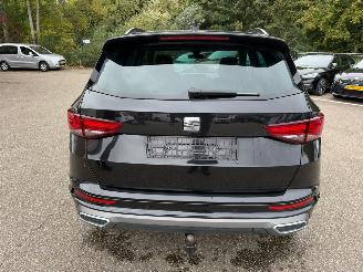 Seat Ateca FR 1.5 150PK automaat LEDER LED DODEHOEK KEYLESS ENTRY & GO picture 2