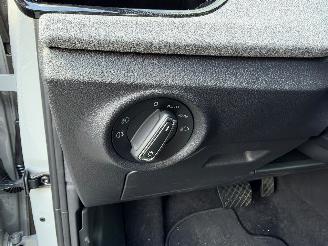 Skoda Scala TOUR 1.5 150Pk Automaat Stoelverwarming Achteruitrij camera picture 15