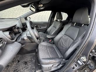 Toyota Yaris Yaris 1.5-l-VVT-i Hybrid 116 CVT Sport voll picture 7