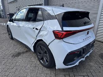 Cupra Born 58 KWh airbags ok koeler ok start en rijd picture 2