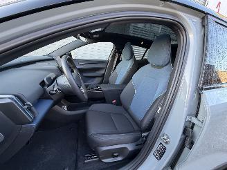 Volvo EX30 EX30 Extended Range Ultra Panorama voll  Rijdbaar picture 8