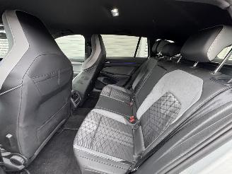 Volkswagen Golf TSIe R-line DSG 96 KW picture 11