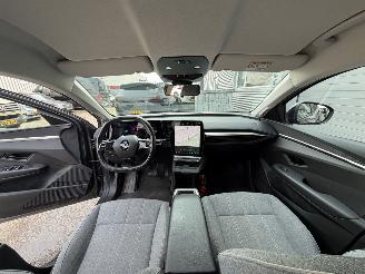 Renault Mégane E-Tech Evolution picture 9