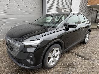uszkodzony samochody osobowe Audi Q4 Audi Q4 e-tron 35 e-tron Pano Leder 2023/3