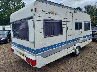 Hobby  450 Vast bed  Rondzit Voortent Inboedel picture 3