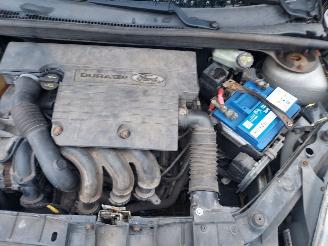 Ford Fiesta 1.4i 5 deurs + Apk picture 9