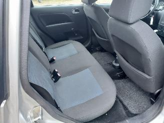 Ford Fiesta 5 deurs + Apk picture 7