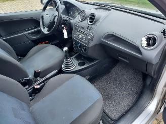 Ford Fiesta 5 deurs + Apk picture 8