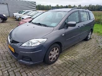 Mazda 5 GERESERVEERD  7 persoons + Apk picture 2