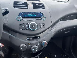 Chevrolet Spark GERESERVEERD  1.0  5 deurs Airco picture 5