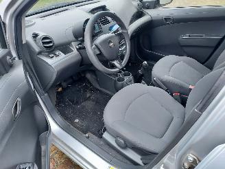 Chevrolet Spark GERESERVEERD  1.0  5 deurs Airco picture 6