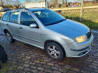 damaged passenger cars Skoda Fabia 1.4 Elegance 2004/11