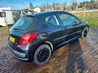 Peugeot 207 1.4 XR Airco picture 4