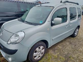 krockskadad bil auto Renault Kangoo 1.6 Family  Expression + Apk 2012/7