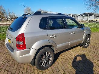 Hyundai Tucson 4x4  2.0 Benzine + Apk picture 4