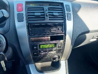 Hyundai Tucson 4x4  2.0 Benzine + Apk picture 11
