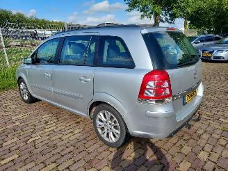 Opel Zafira 7 persoons + apk 1.8 Temtation picture 4