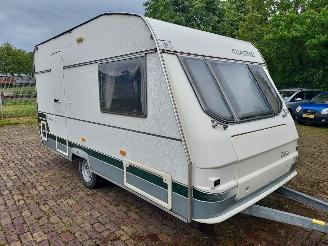 Schade caravan Chateau  Calista 390 Voortent en luifel 1998/4
