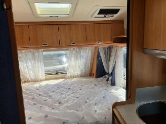 Hobby  440 SF Airco + Voortent picture 3